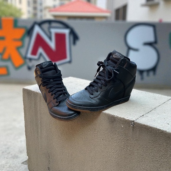 Nike Dunk Sky Hi Essential Black Leather Hidden Wedge Sneakers Shoes - Picture 1 of 13